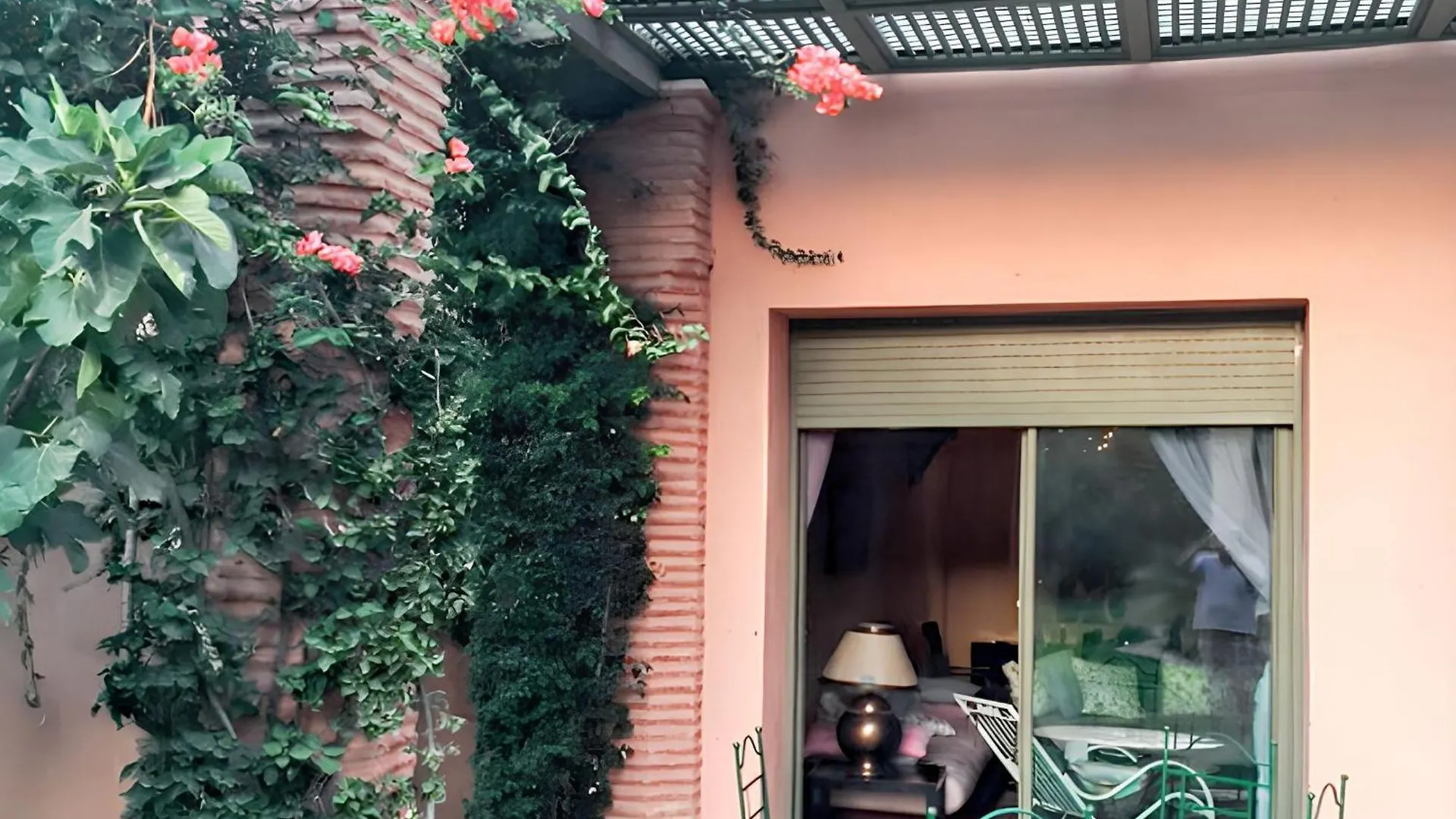 Comfortable Apartment In Marrakech With Shared Pool, 124 Sqm Marrakesh